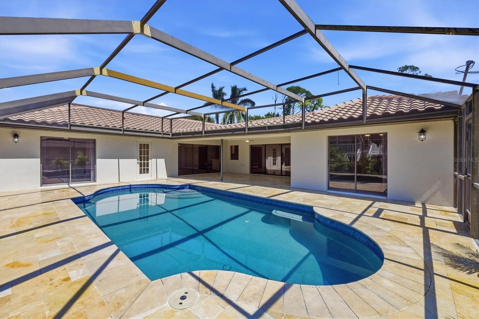 Single Family Residence at 620 HIBISCUS DR, VENICE, photo 17 of 40