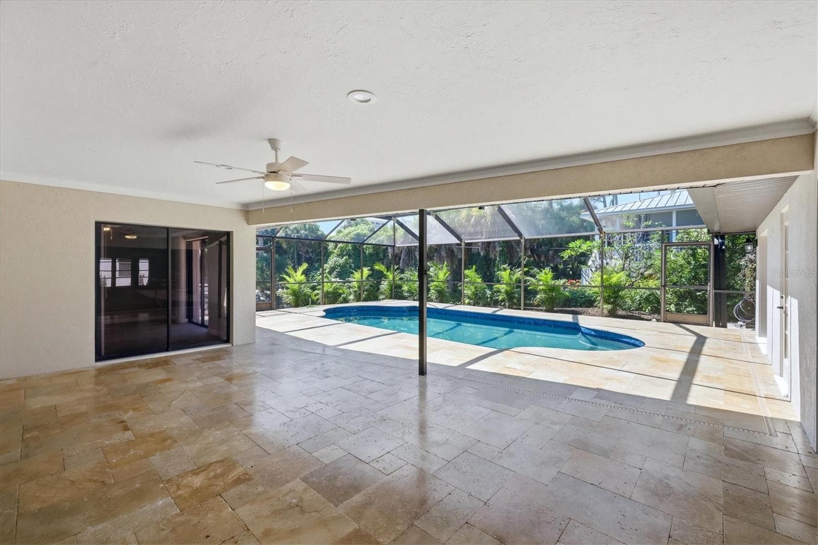 Single Family Residence at 620 HIBISCUS DR, VENICE, photo 18 of 40