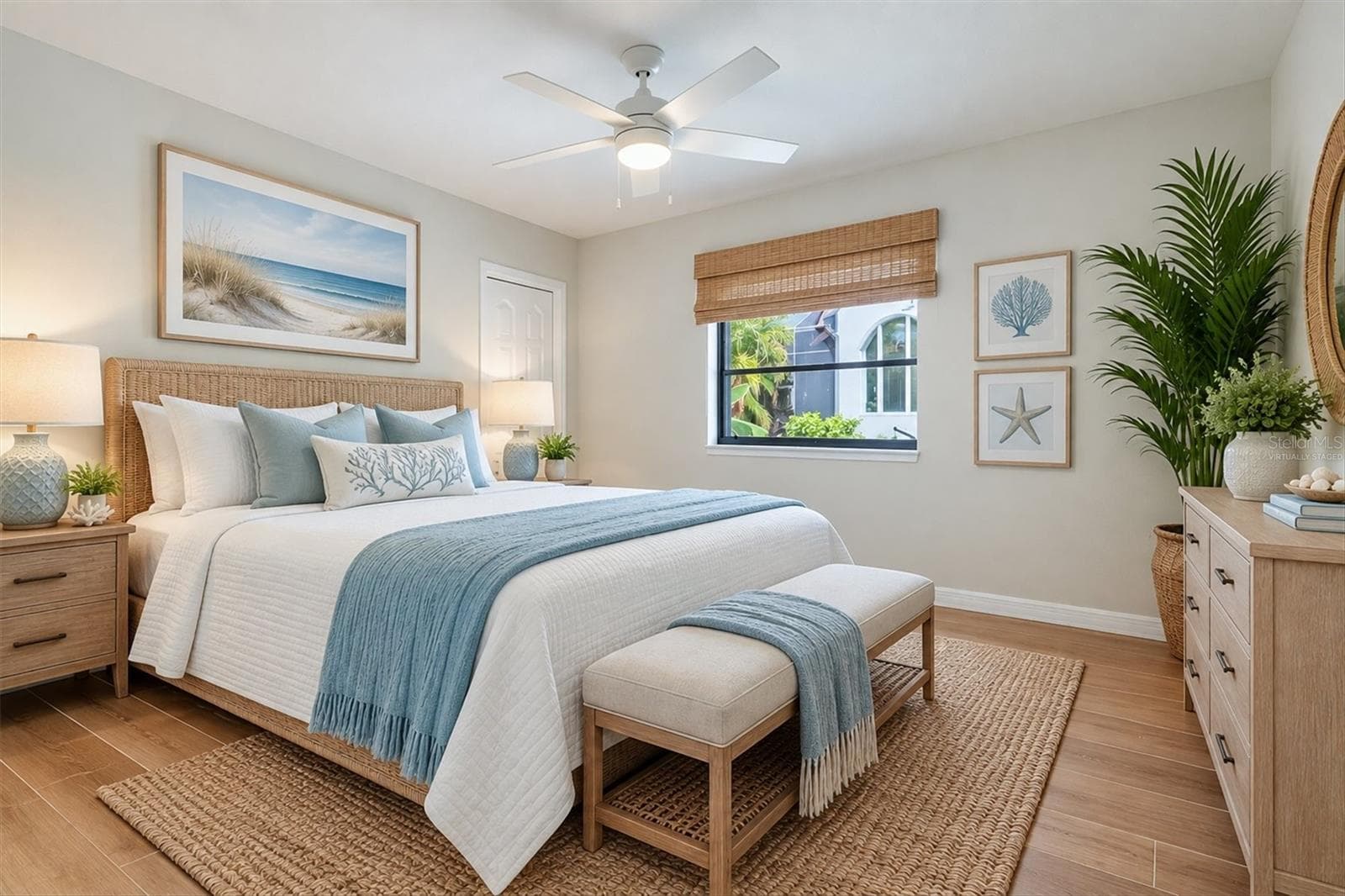 virtually staged - 620 HIBISCUS DR, VENICE