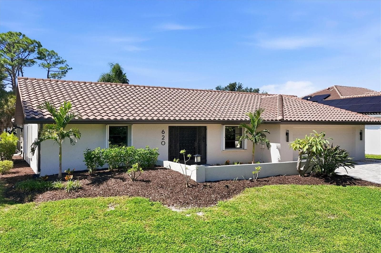 Single Family Residence at 620 HIBISCUS DR, VENICE, photo 33 of 40