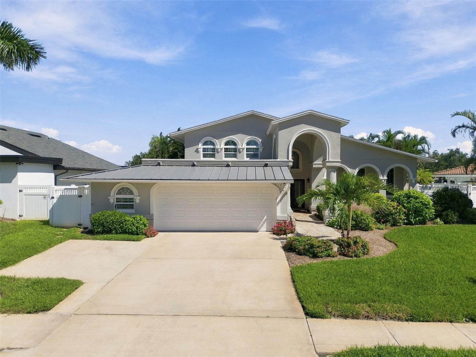 Single Family Residence at 707 SNUG IS, CLEARWATER BEACH, photo 6 of 85
