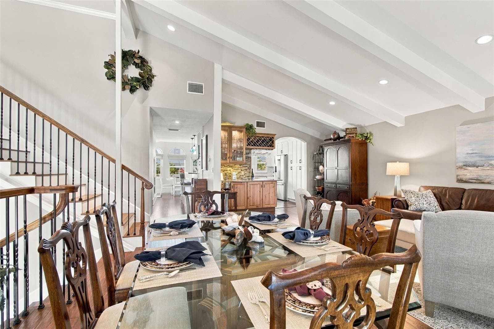 Single Family Residence at 707 SNUG IS, CLEARWATER BEACH, photo 15 of 85