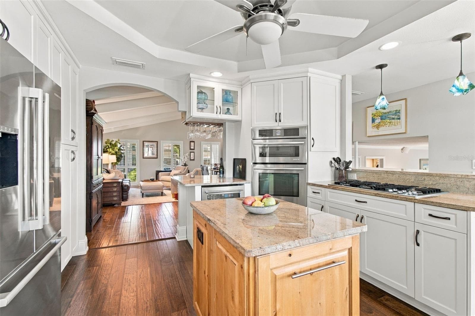 Single Family Residence at 707 SNUG IS, CLEARWATER BEACH, photo 27 of 85
