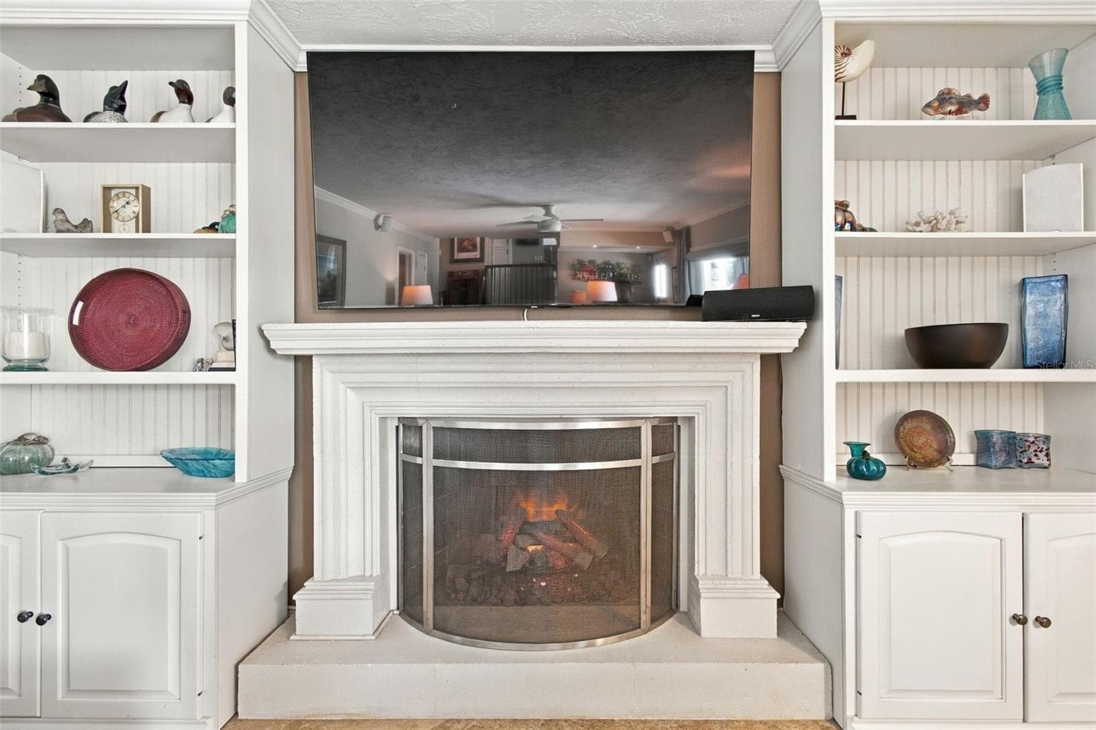 Single Family Residence at 707 SNUG IS, CLEARWATER BEACH, photo 34 of 85