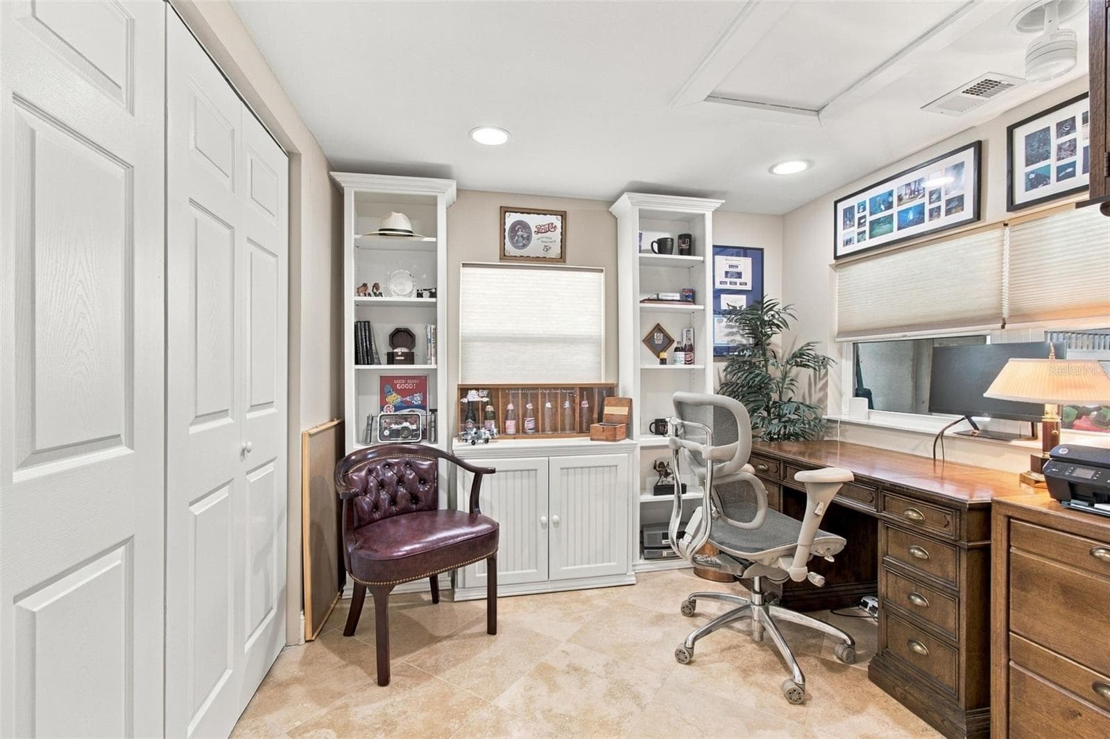 Single Family Residence at 707 SNUG IS, CLEARWATER BEACH, photo 39 of 85