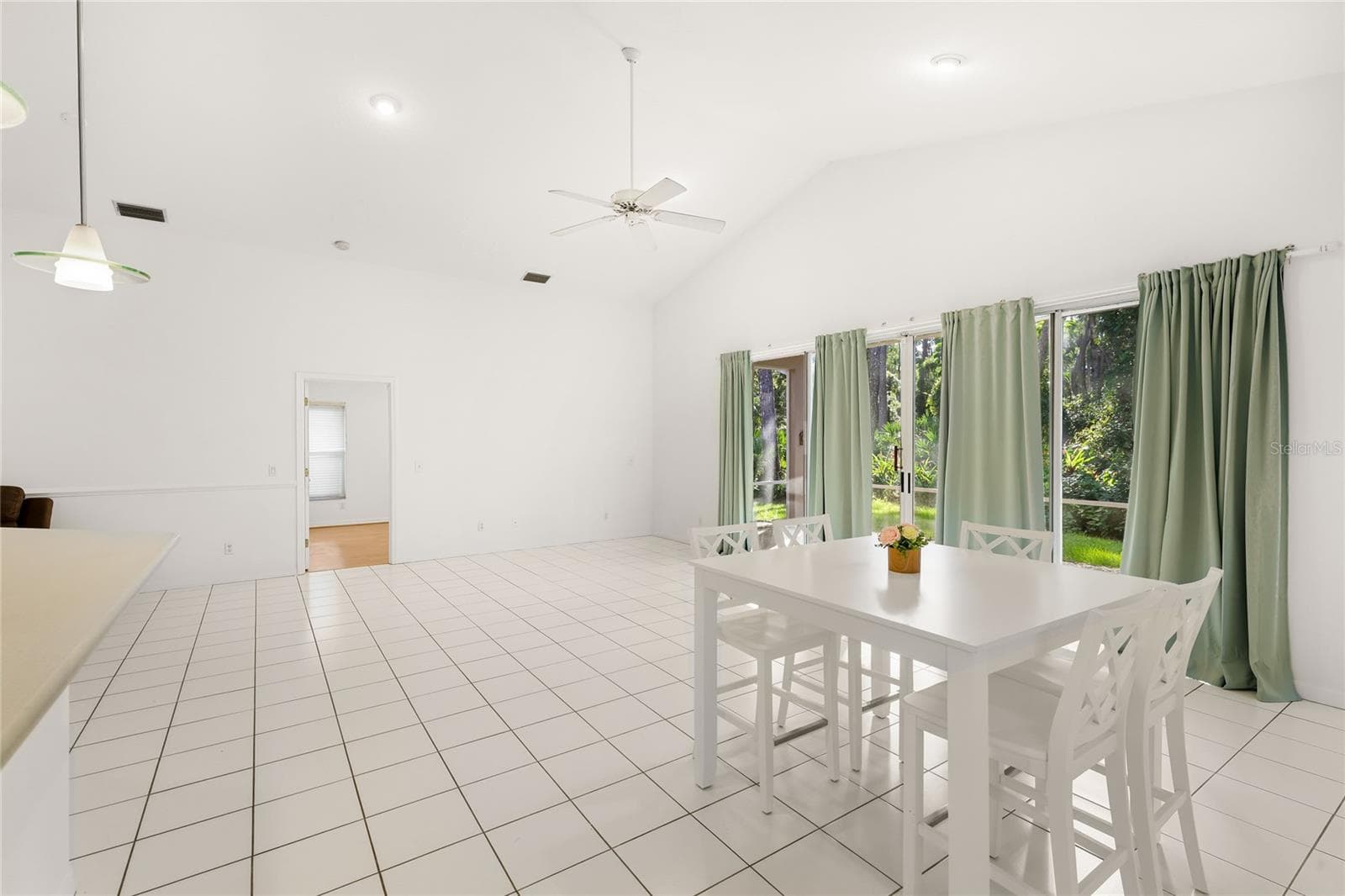 Single Family Residence at 2147 WASATCH DR, SARASOTA, photo 9 of 31