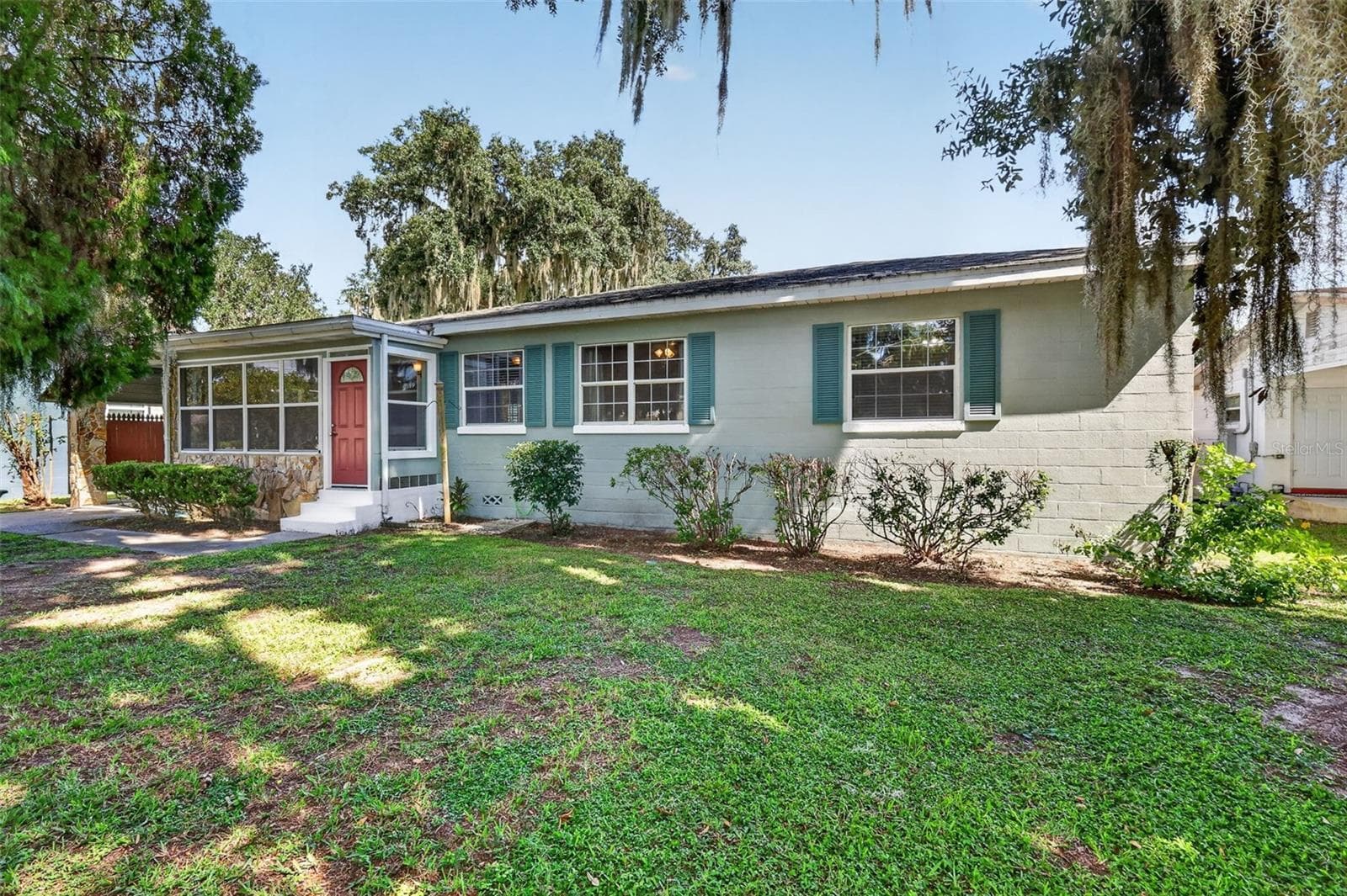 Single Family Residence at 1610 PARK DR, LEESBURG, photo 2 of 48