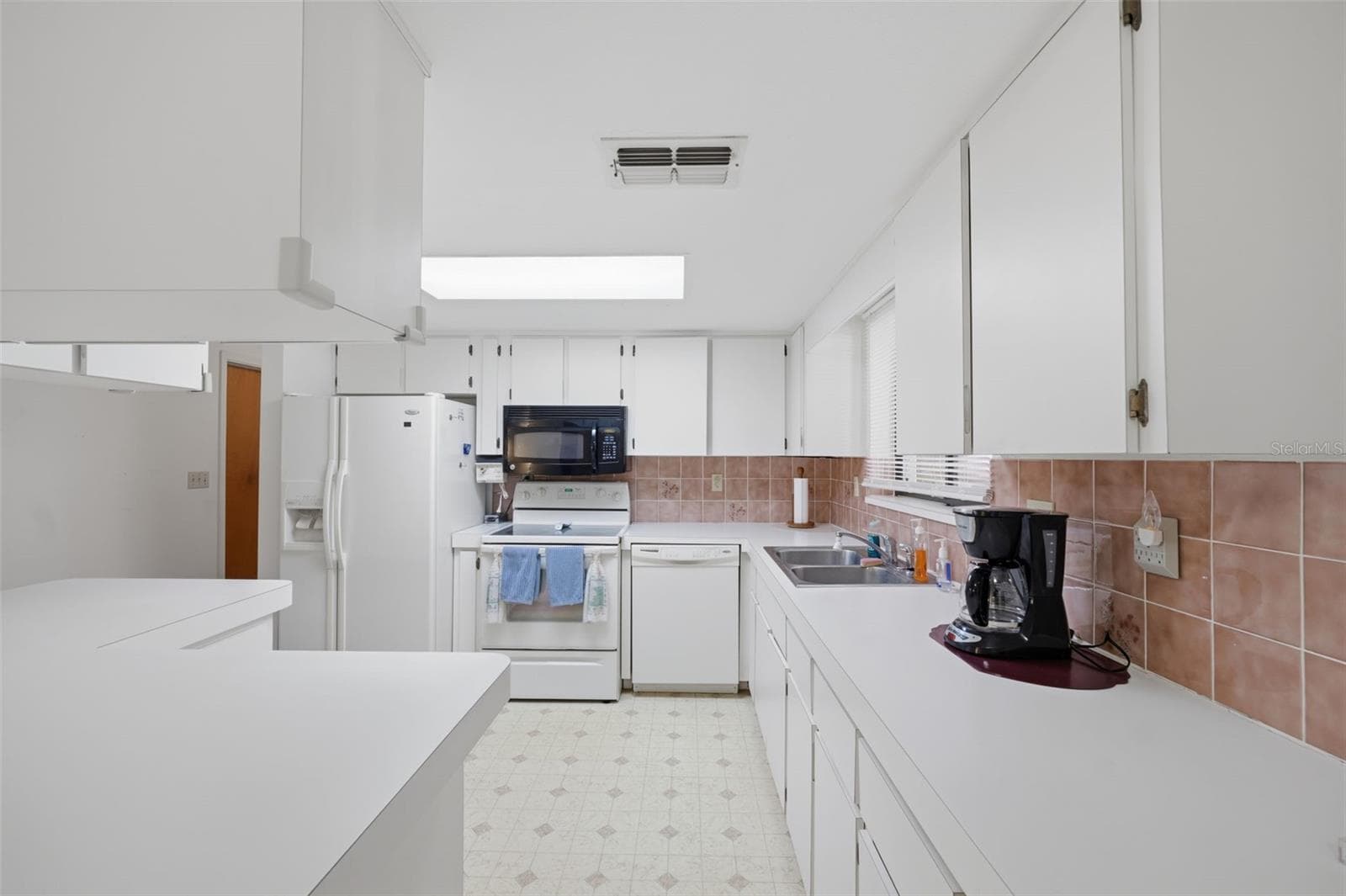 Kitchen - 11460 RIDDLE DR, SPRING HILL