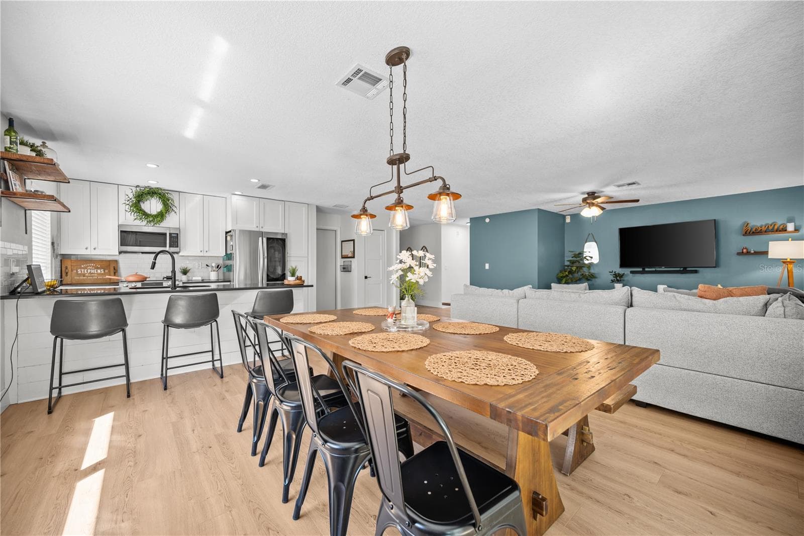 Single Family Residence at 2365 MOORE HAVEN DR E, CLEARWATER, photo 9 of 25