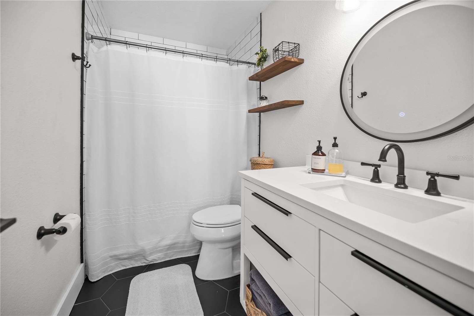 Single Family Residence at 2365 MOORE HAVEN DR E, CLEARWATER, photo 15 of 25