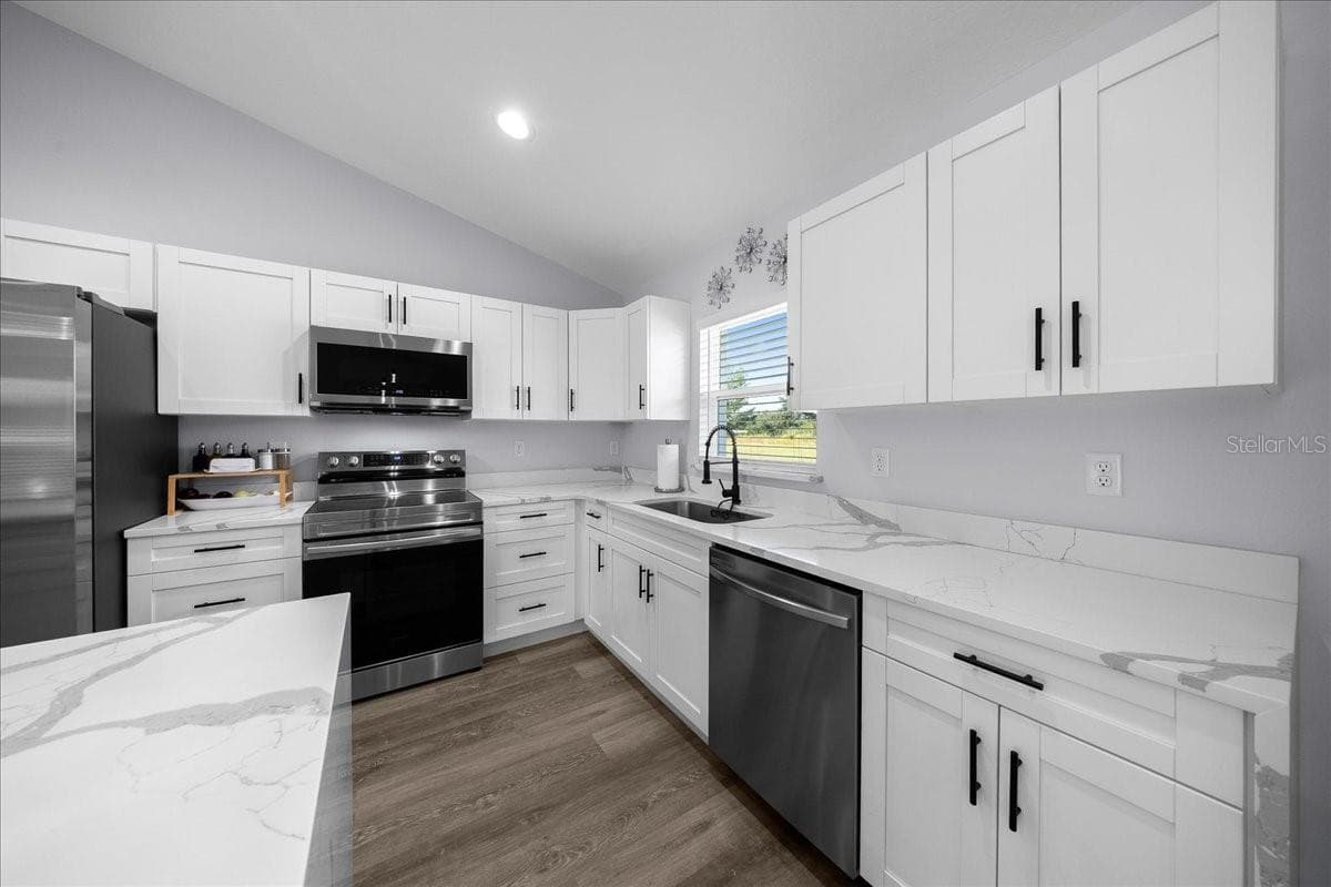 Single Family Residence at 55 LOCUST LOOP CIR, OCALA, photo 14 of 40