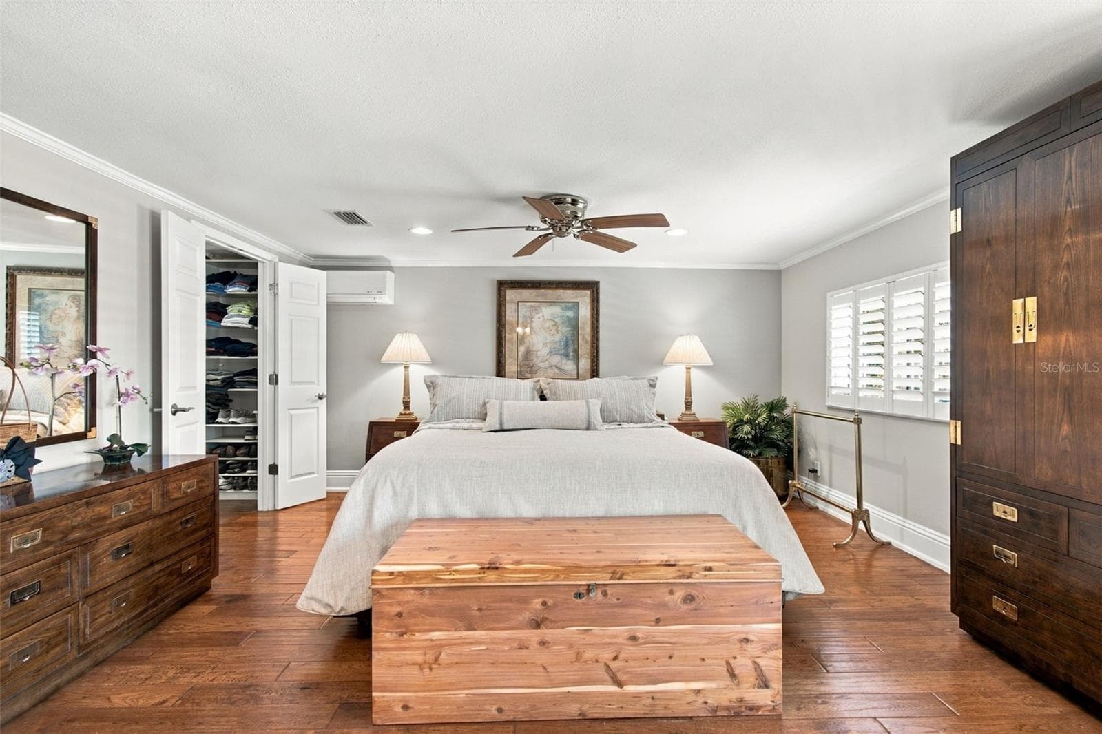 Single Family Residence at 707 SNUG IS, CLEARWATER BEACH, photo 46 of 85
