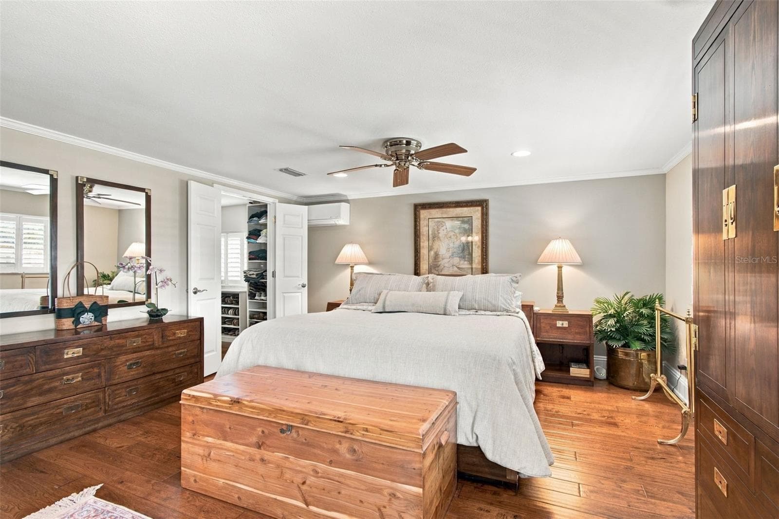 Single Family Residence at 707 SNUG IS, CLEARWATER BEACH, photo 47 of 85