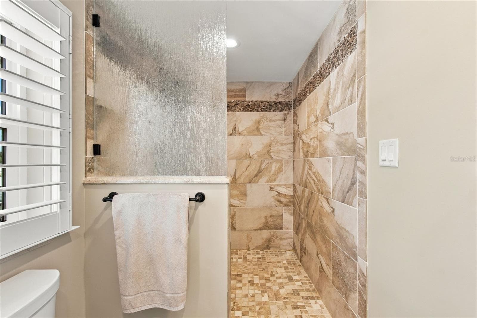 Single Family Residence at 707 SNUG IS, CLEARWATER BEACH, photo 63 of 85