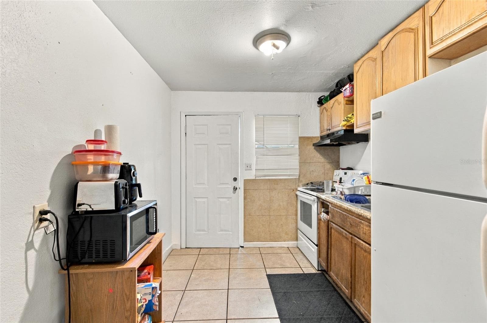 Single Family Residence at 375 S 10TH AVE, BARTOW, photo 5 of 15