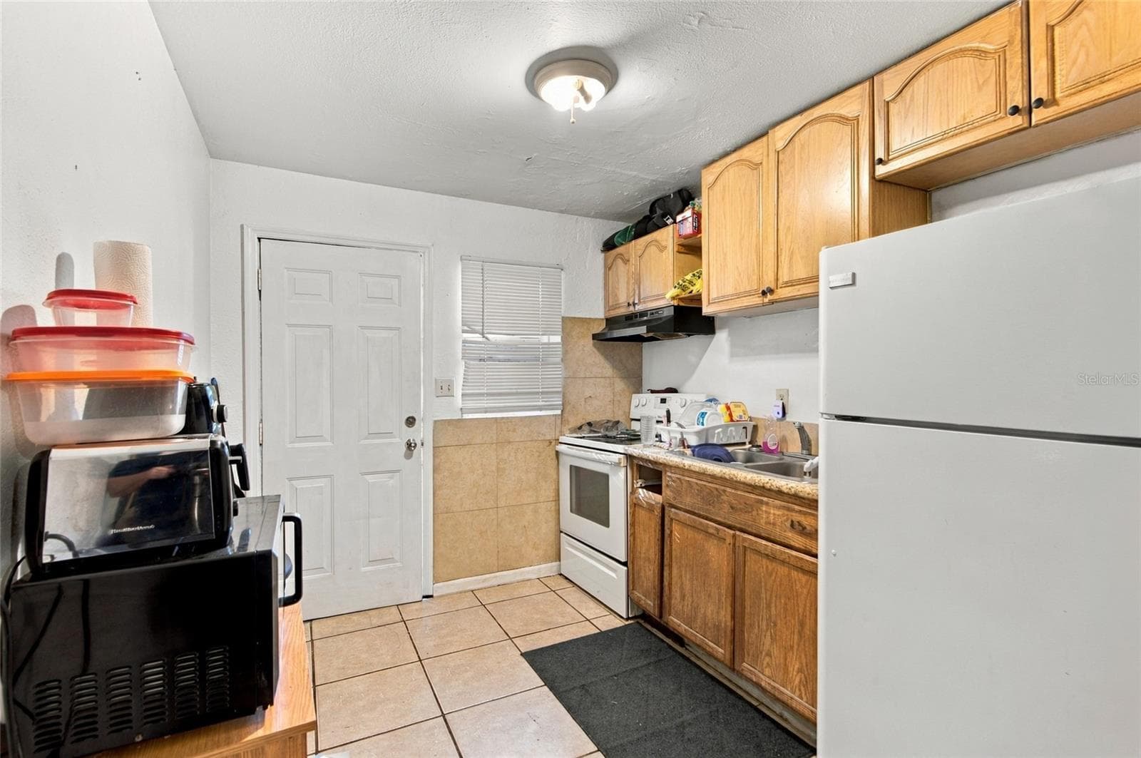 Single Family Residence at 375 S 10TH AVE, BARTOW, photo 6 of 15