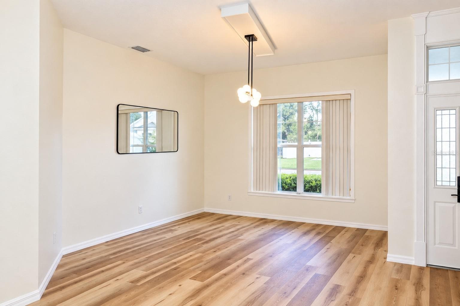 Single Family Residence at 114 BELMONT DR, WINTER HAVEN, photo 4 of 39