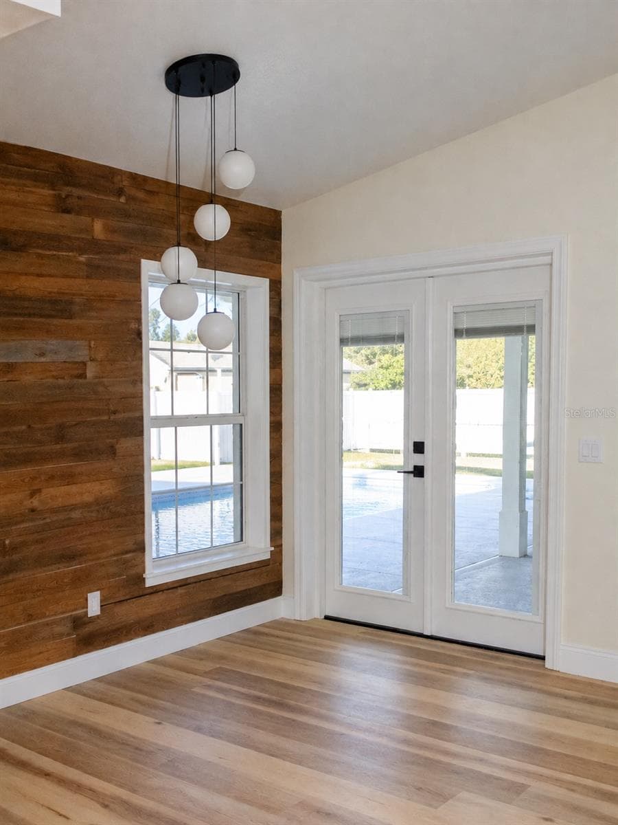 Single Family Residence at 114 BELMONT DR, WINTER HAVEN, photo 13 of 39