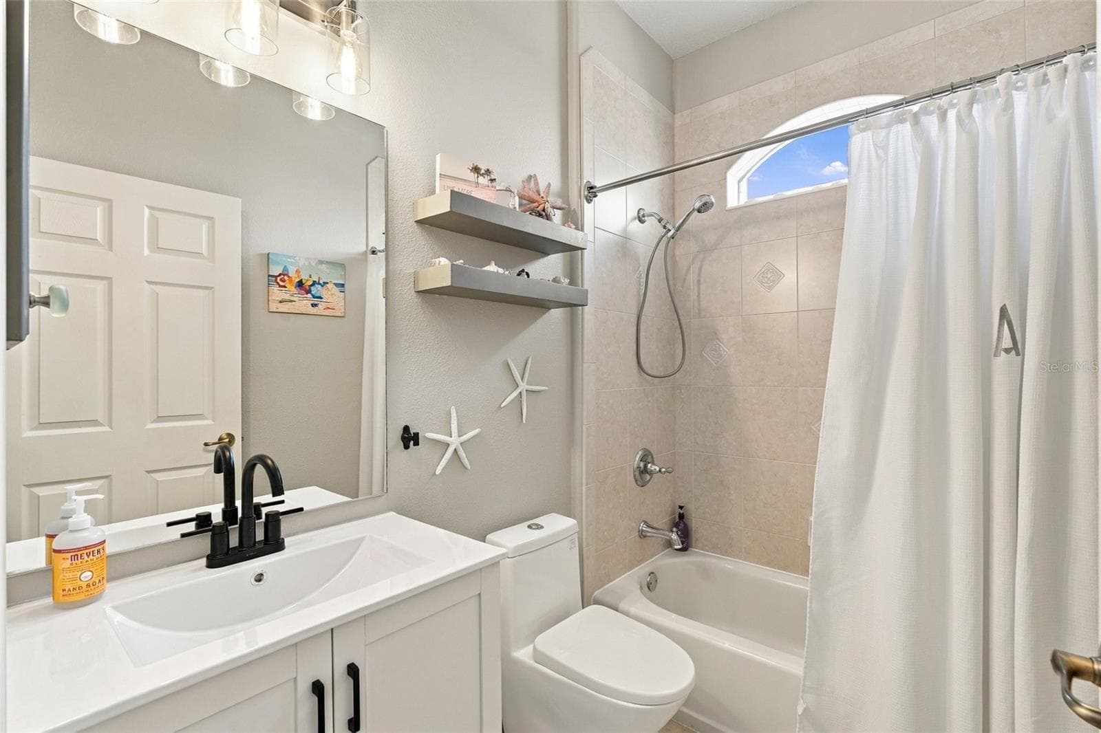 Single Family Residence at 5 WINDWARD TER, PLACIDA, photo 22 of 31