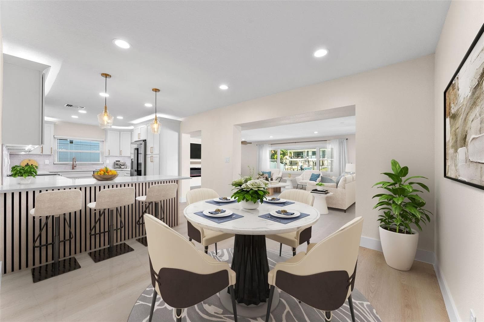 Single Family Residence at 3912 FONTAINEBLEAU DR, TAMPA, photo 9 of 74