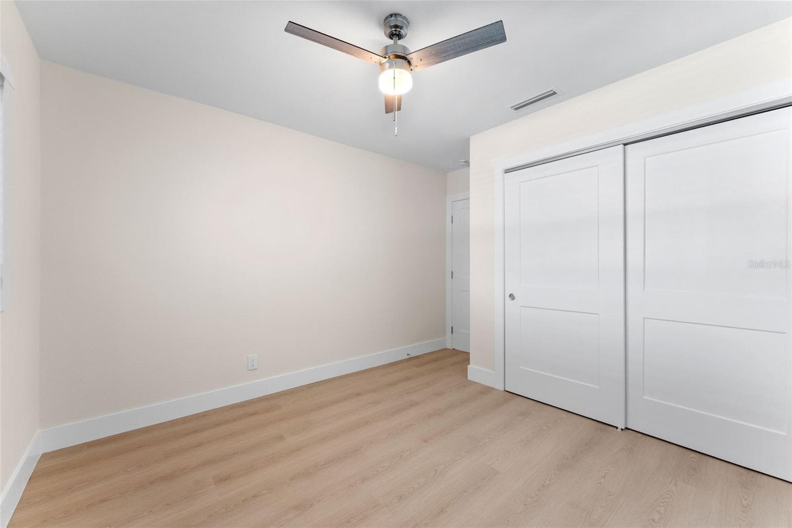 Single Family Residence at 3912 FONTAINEBLEAU DR, TAMPA, photo 43 of 74