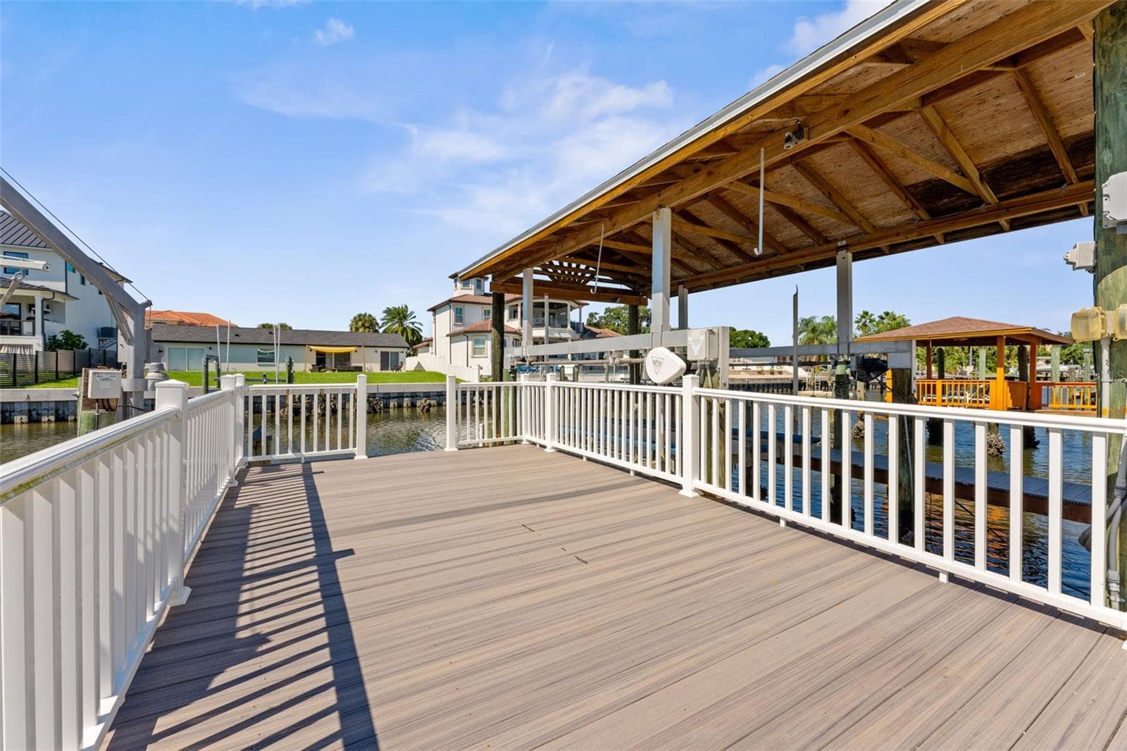 Single Family Residence at 3912 FONTAINEBLEAU DR, TAMPA, photo 62 of 74