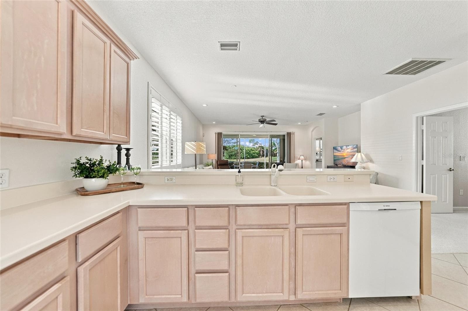 Single Family Residence at 3339 OSPREY LN, PORT CHARLOTTE, photo 11 of 61