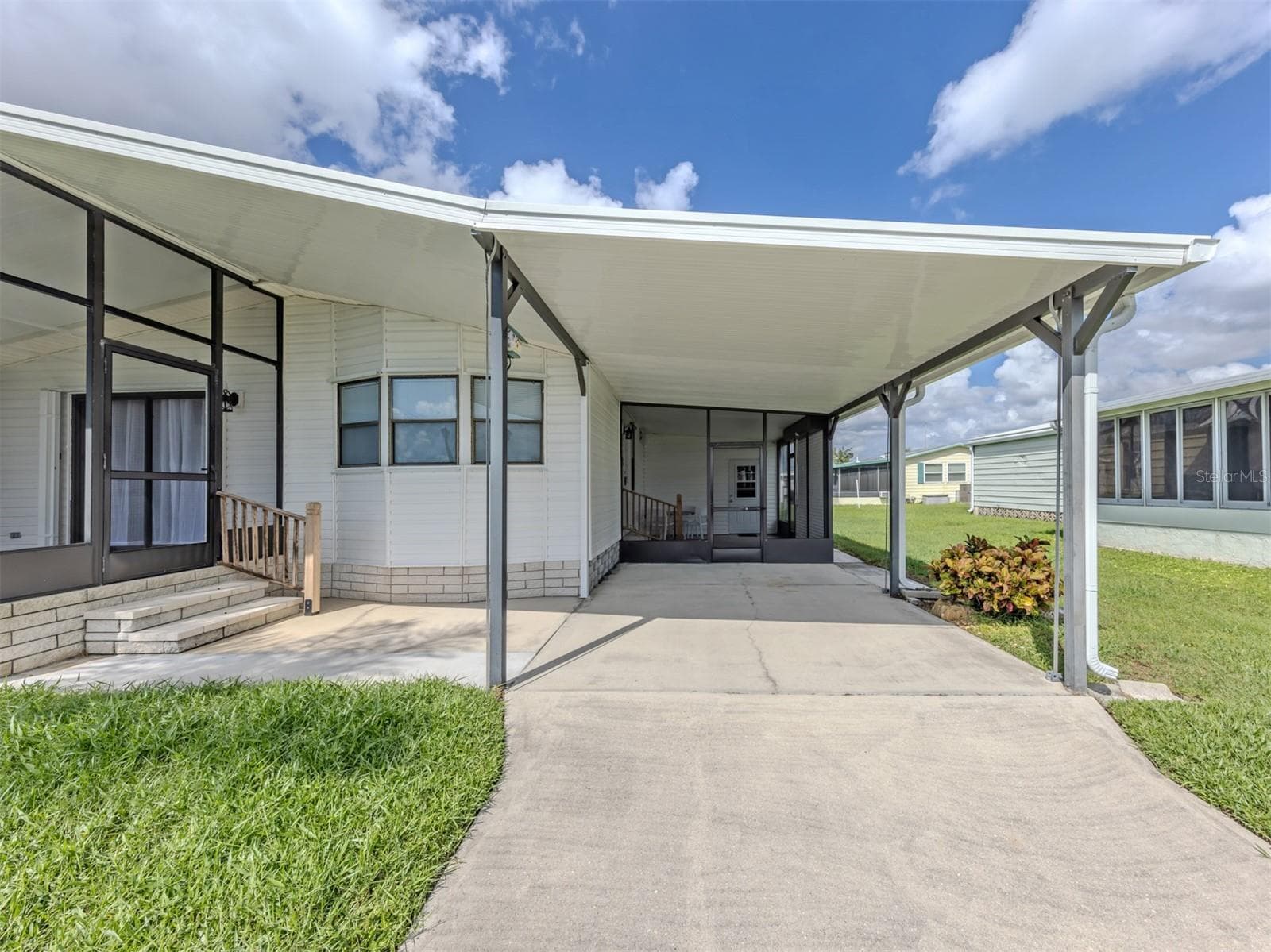 Front - 339 OUTRIGGER PL, NORTH PORT