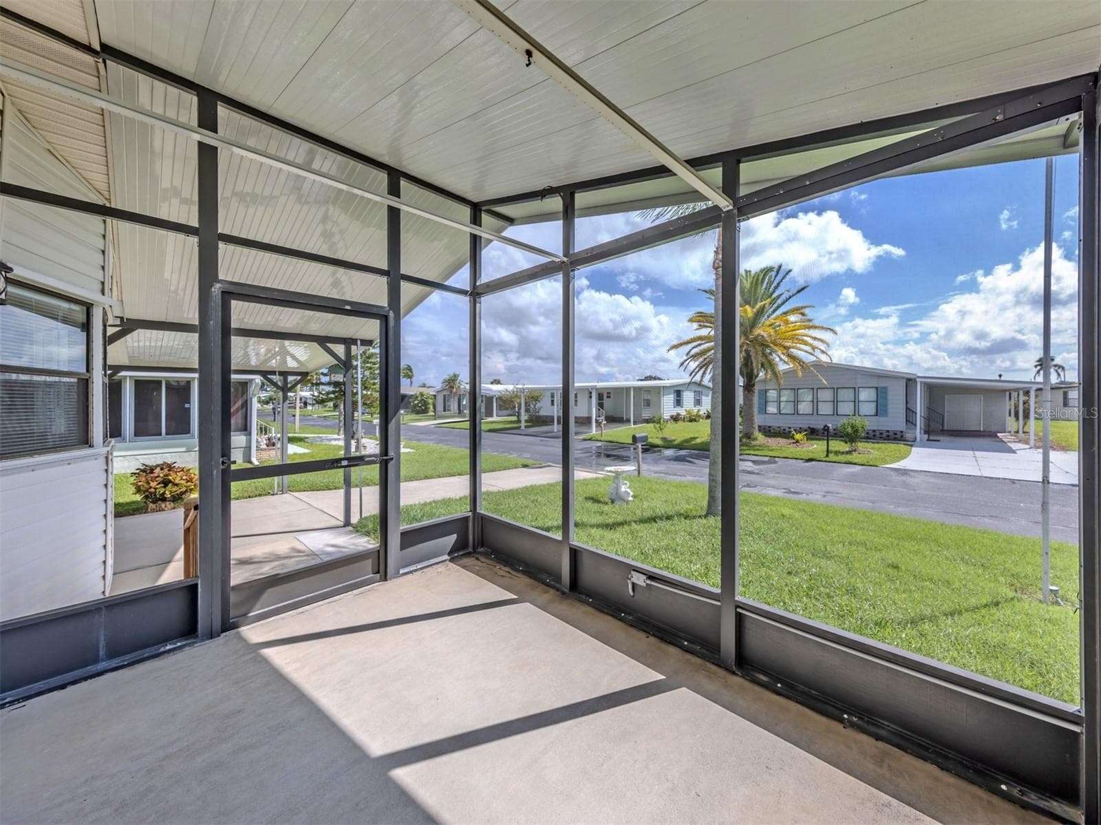 Front Porch - 339 OUTRIGGER PL, NORTH PORT