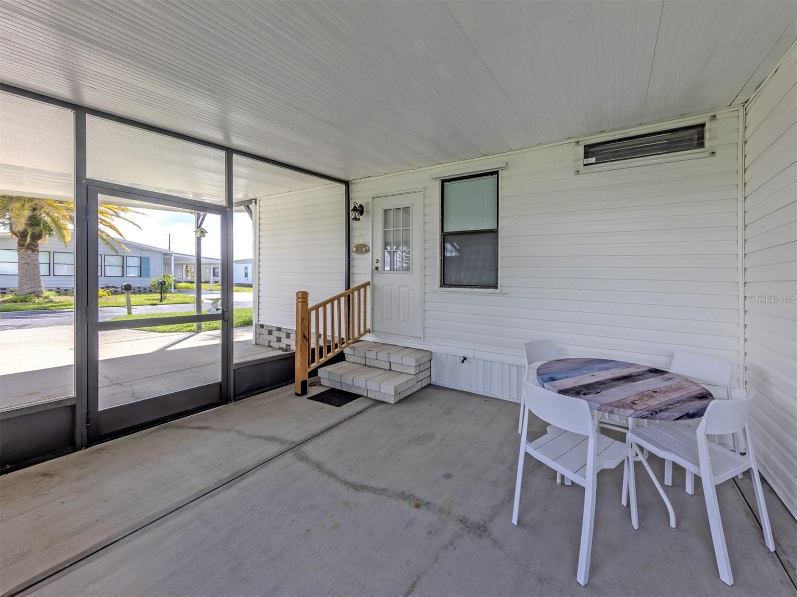 Side Porch - 339 OUTRIGGER PL, NORTH PORT