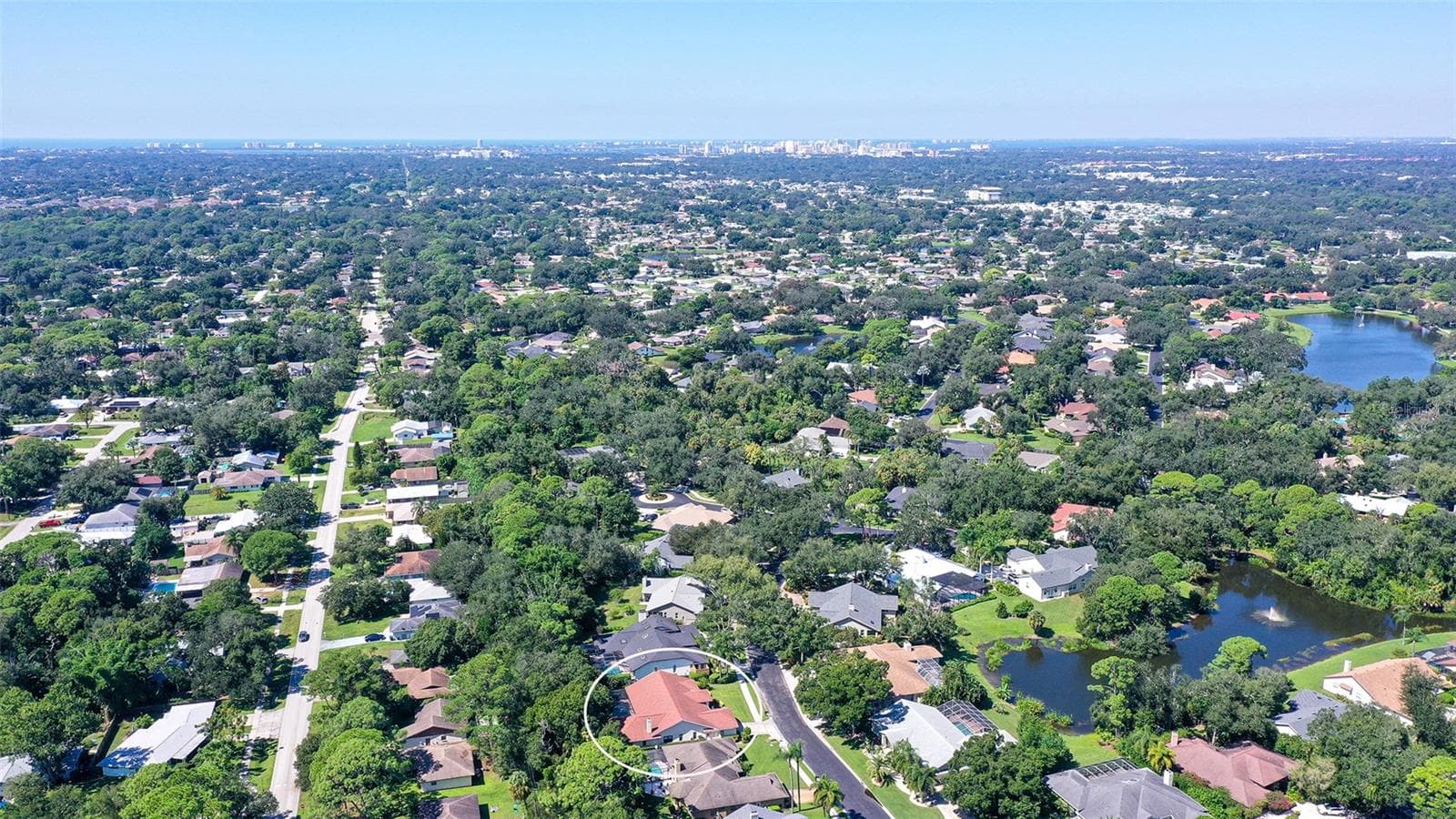 Single Family Residence at 4409 OAK VIEW DR, SARASOTA, photo 7 of 85