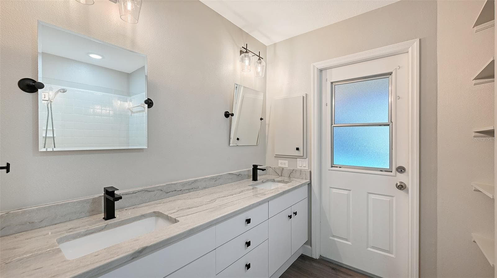 Single Family Residence at 4409 OAK VIEW DR, SARASOTA, photo 39 of 85