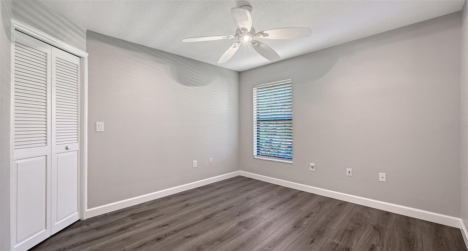Single Family Residence at 4409 OAK VIEW DR, SARASOTA, photo 46 of 85