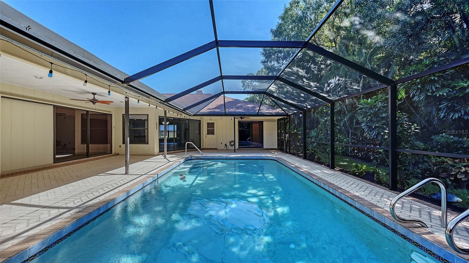 Single Family Residence at 4409 OAK VIEW DR, SARASOTA, photo 52 of 85