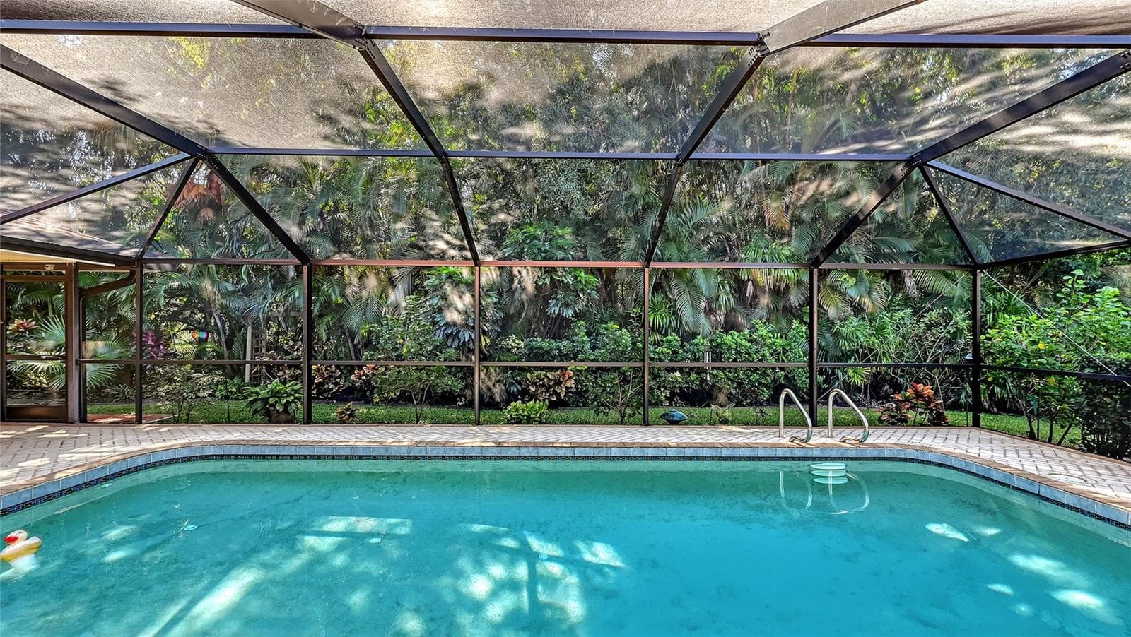 Single Family Residence at 4409 OAK VIEW DR, SARASOTA, photo 57 of 85