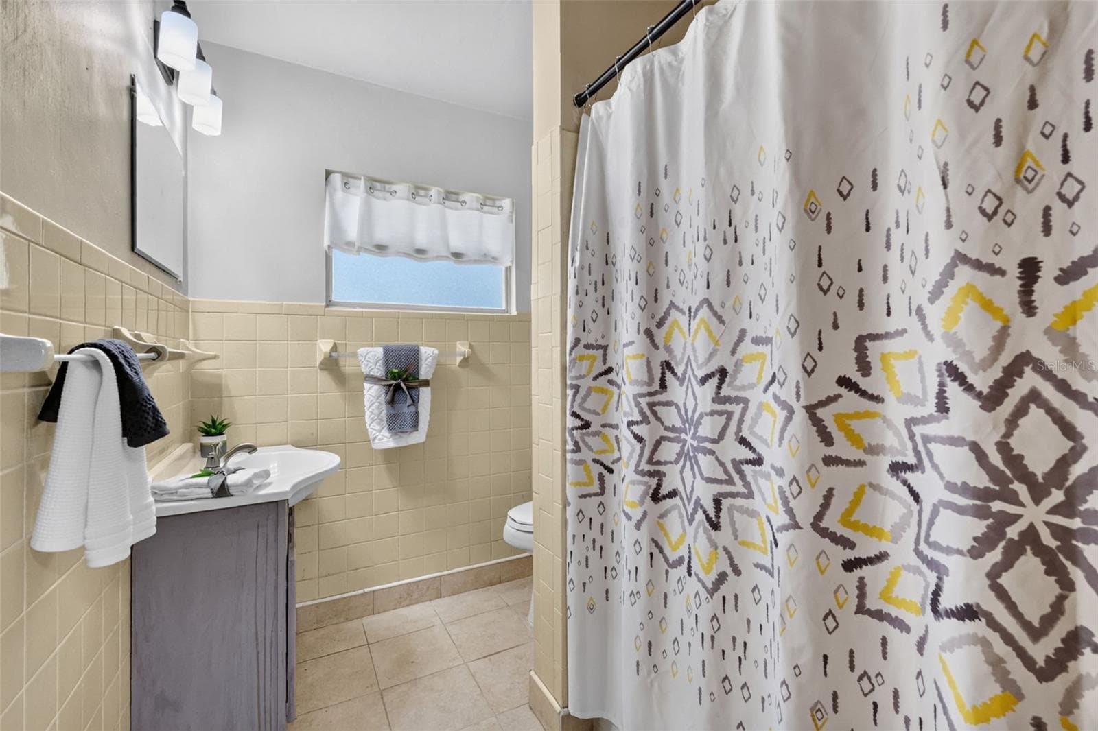 Bathroom - 519 HUEY ST, WILDWOOD