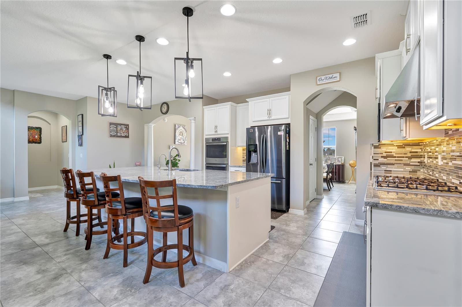 Single Family Residence at 2179 PEARL CIDER ST, ORLANDO, photo 6 of 50