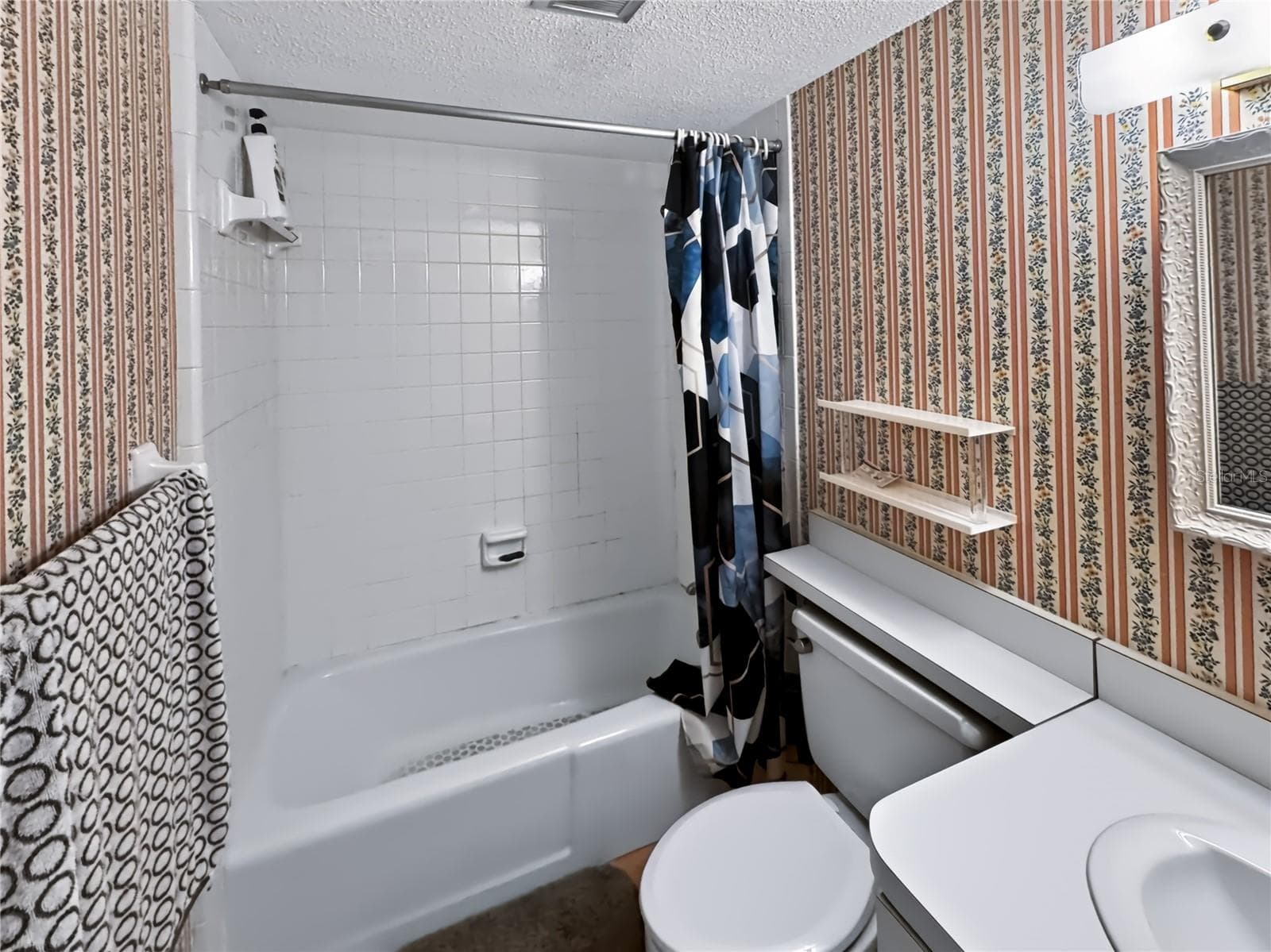 Condominium at 4660 OCEAN BLVD #U2, SARASOTA, photo 29 of 62