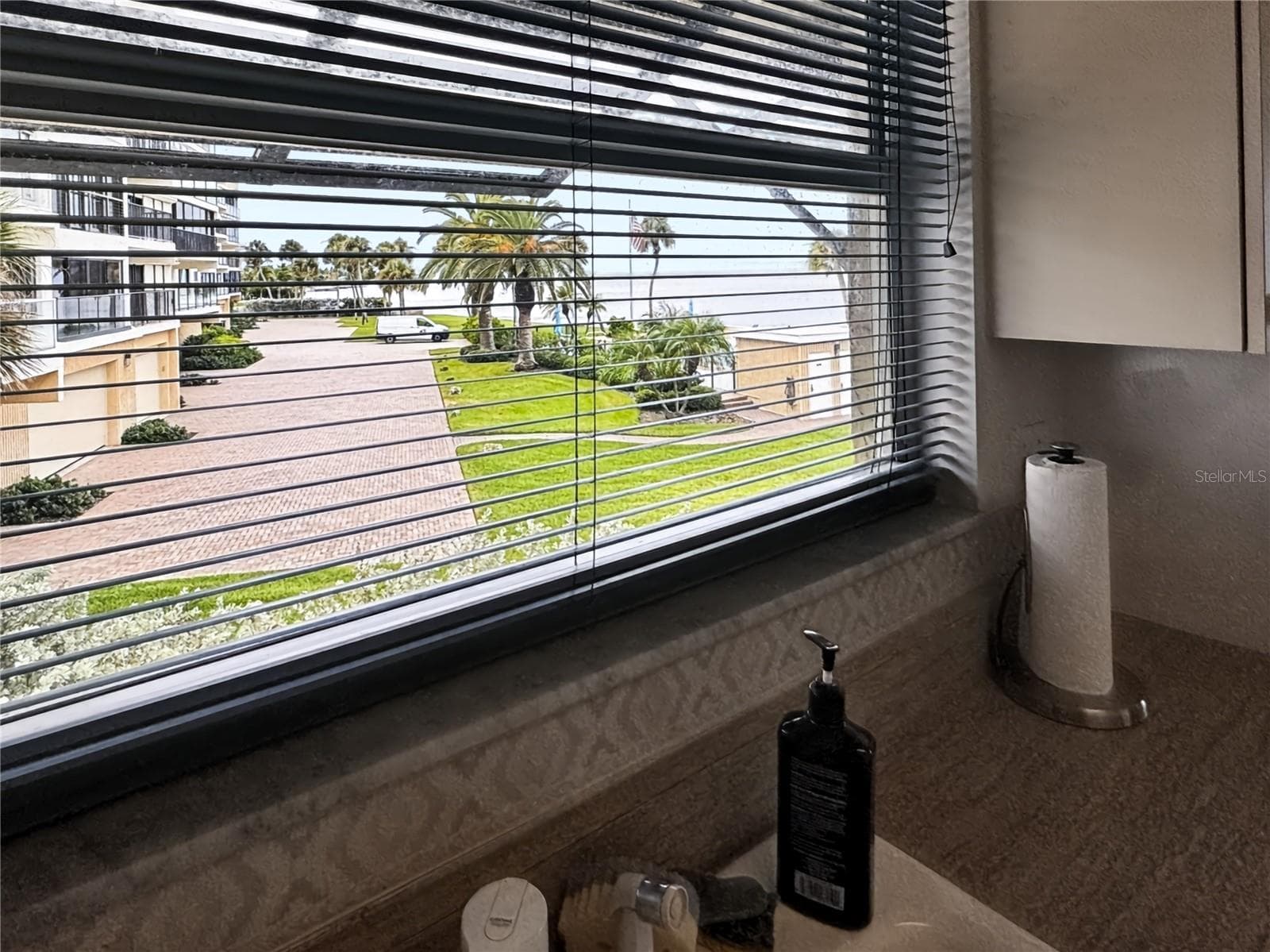 Condominium at 4660 OCEAN BLVD #U2, SARASOTA, photo 37 of 62