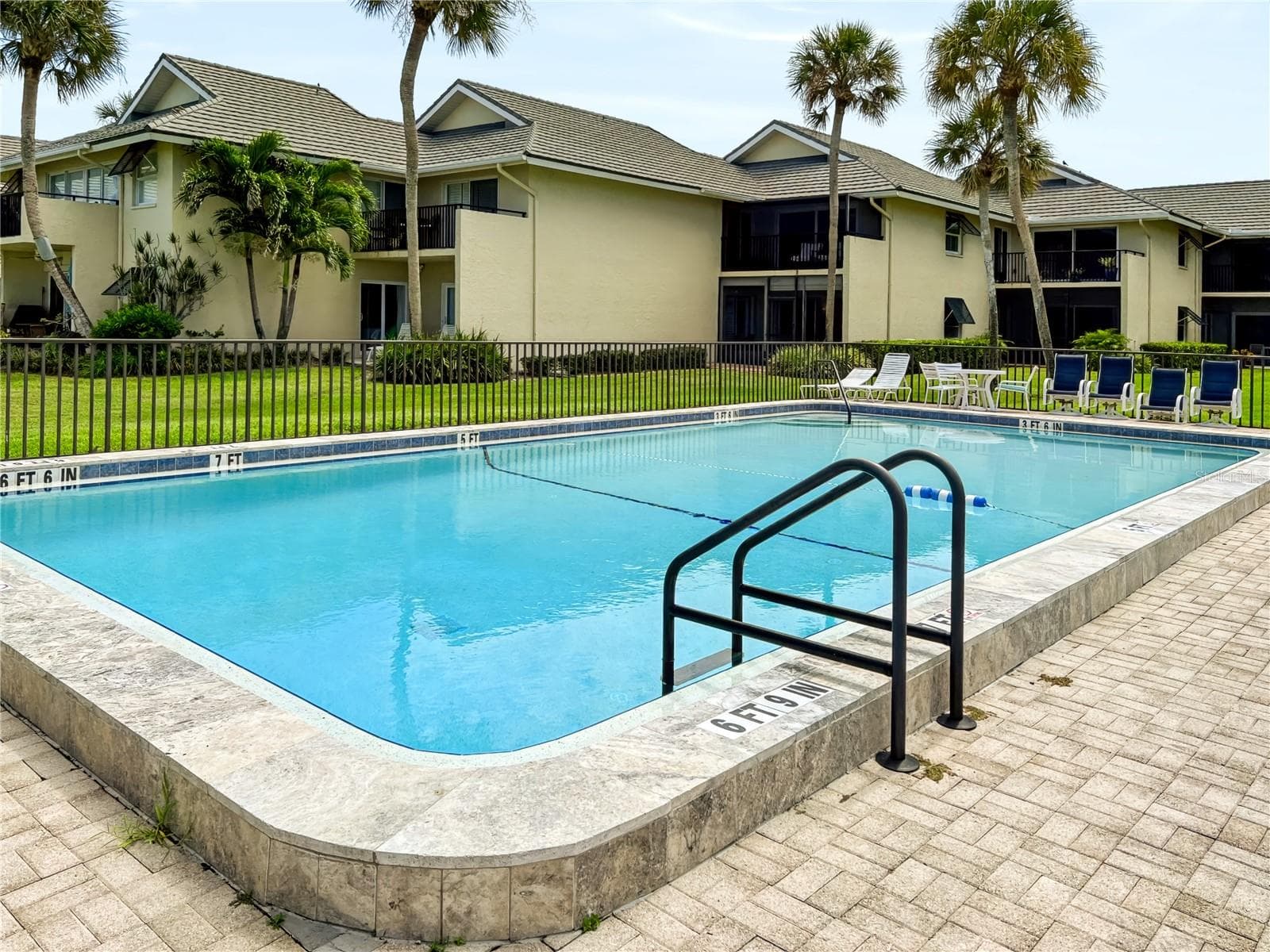 Condominium at 4660 OCEAN BLVD #U2, SARASOTA, photo 43 of 62