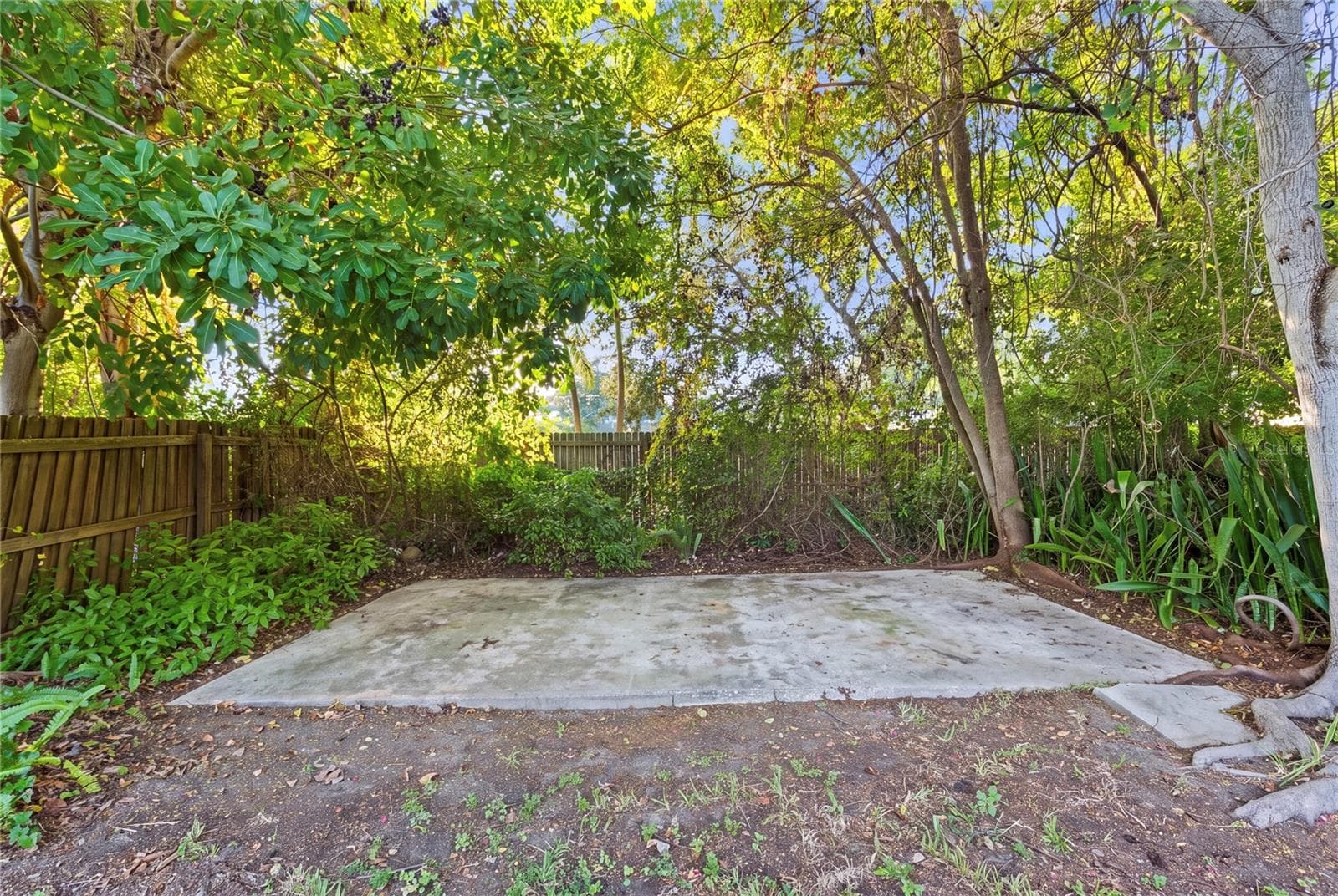 Business at 12574 INDIAN ROCKS RD, LARGO, photo 23 of 31