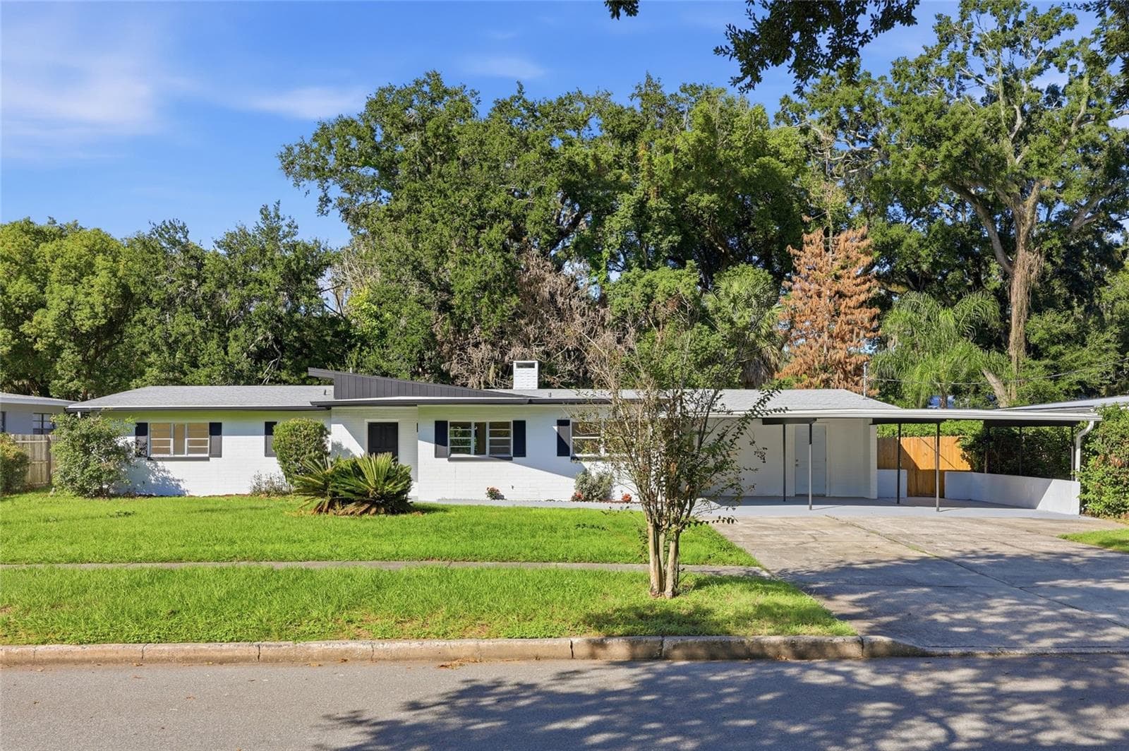 Single Family Residence at 600 MADISON AVE, ORLANDO, photo 12 of 54