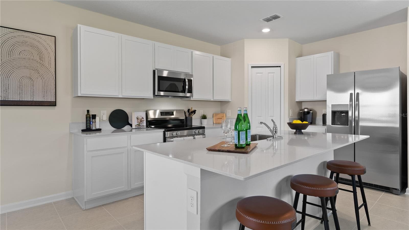 Single Family Residence at 1604 WILLOW GARDEN LOOP, EUSTIS, photo 2 of 19
