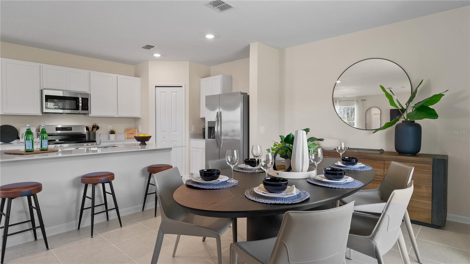 Single Family Residence at 1604 WILLOW GARDEN LOOP, EUSTIS, photo 5 of 19