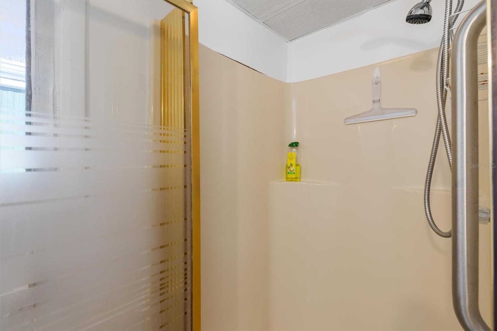 Mobile Home at 120 6TH ST, PUNTA GORDA, photo 23 of 49