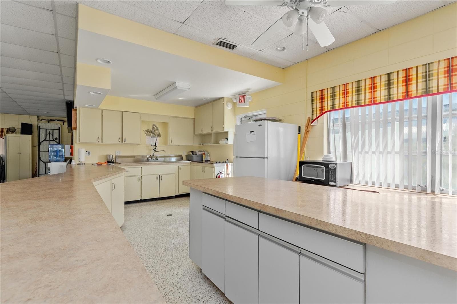Mobile Home at 120 6TH ST, PUNTA GORDA, photo 43 of 49
