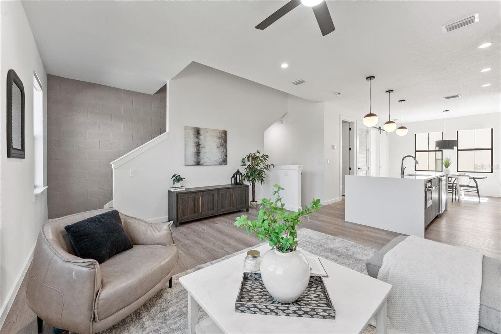 Townhouse at 1218 E KAY ST #21, TAMPA, photo 16 of 52