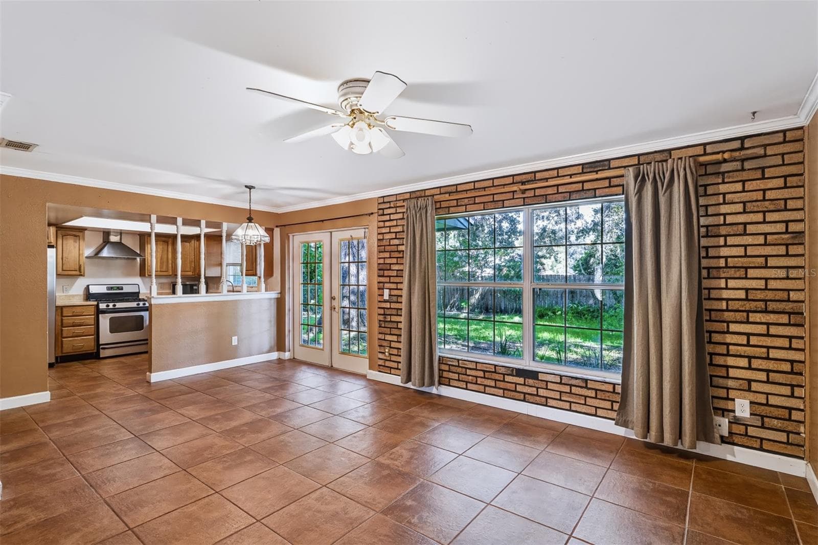 Living room - 135 CORTEZ CT, WINTER SPRINGS