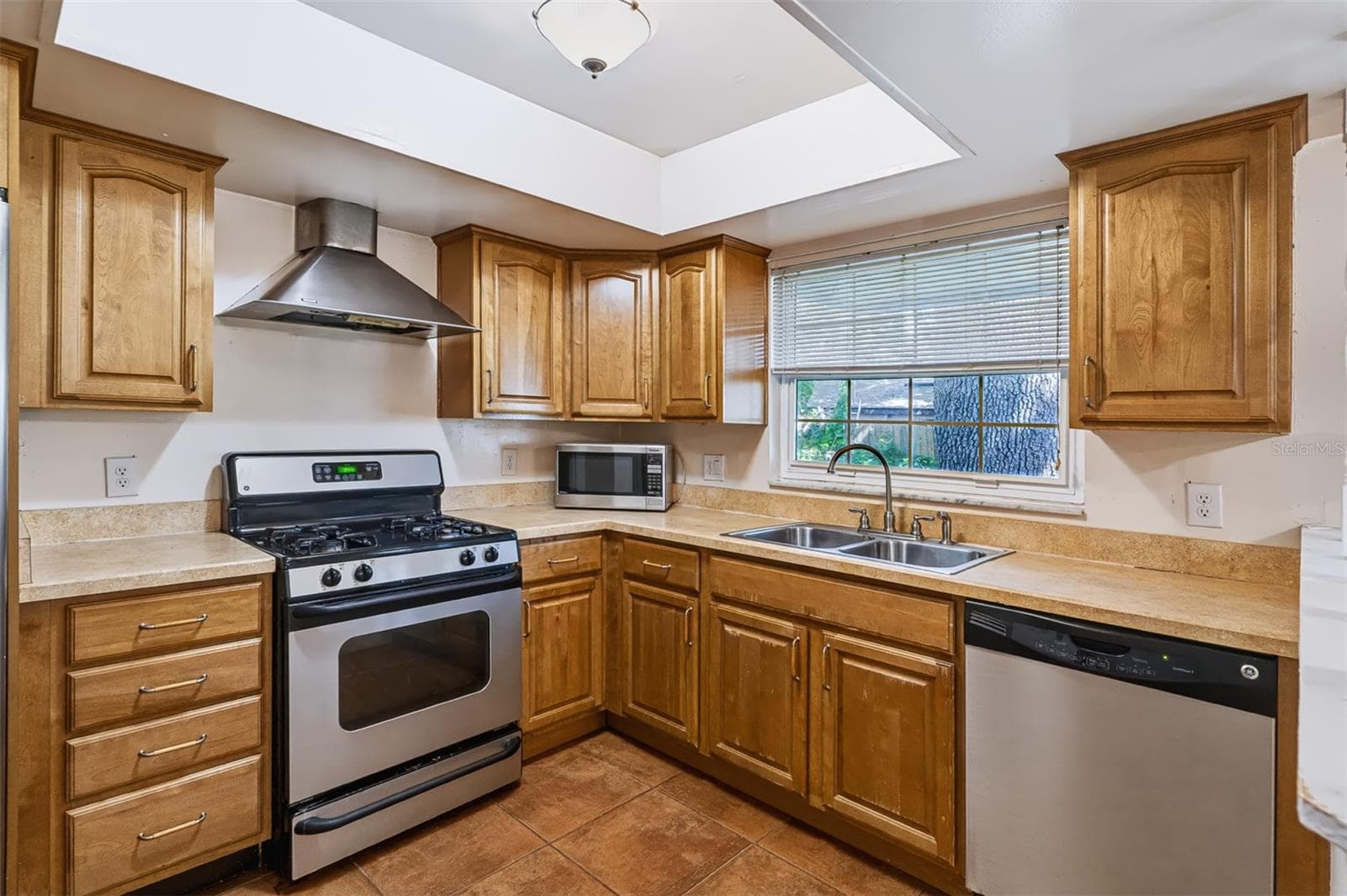 Kitchen - 135 CORTEZ CT, WINTER SPRINGS