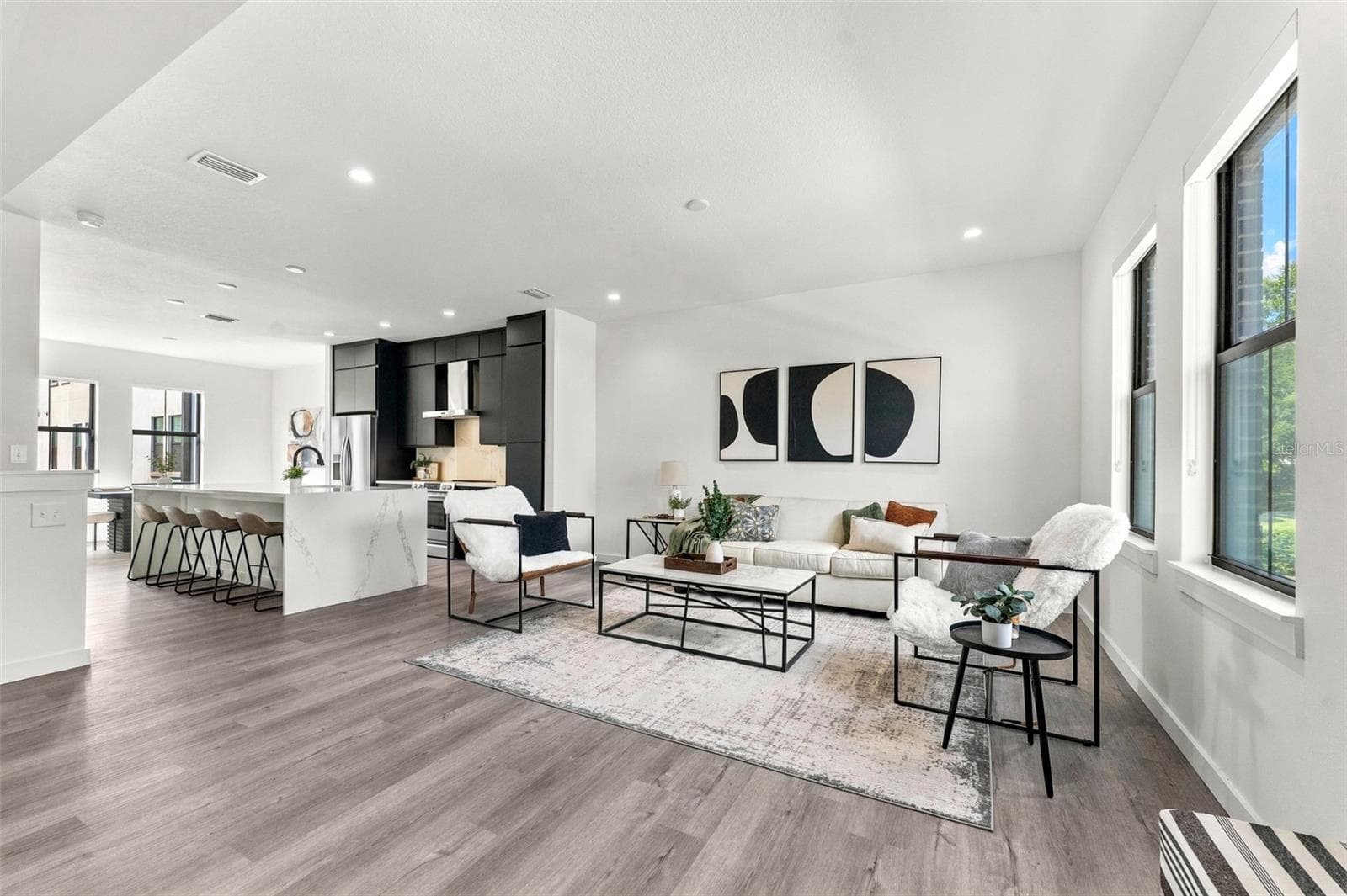 Living Room - 1218 E KAY ST #27, TAMPA